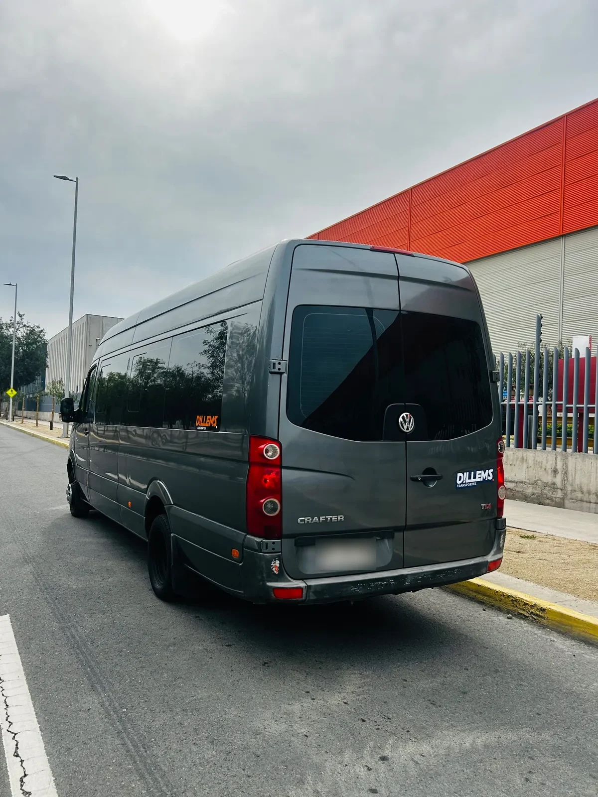 VOLKSWAGEN CRAFTER 2.0 50 Lwbo Bus Mt Diesel año 2018