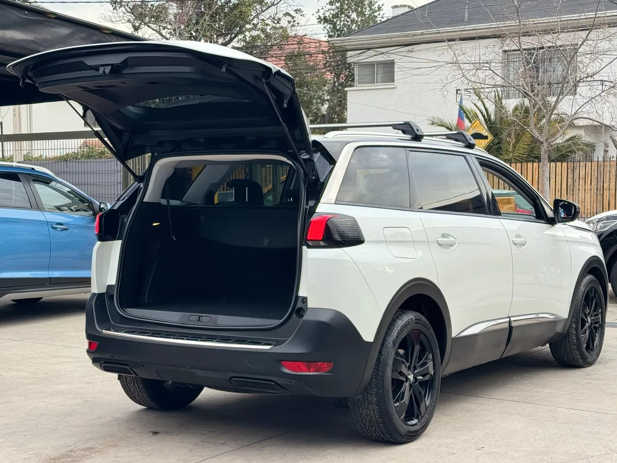 Peugeot 5008 1.5 Gt Line At Diesel año 2019