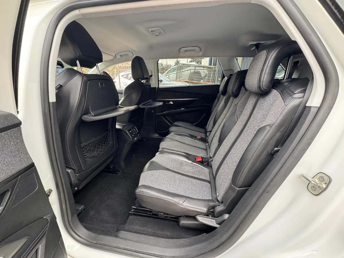 Peugeot 5008 1.5 Gt Line At Diesel año 2019
