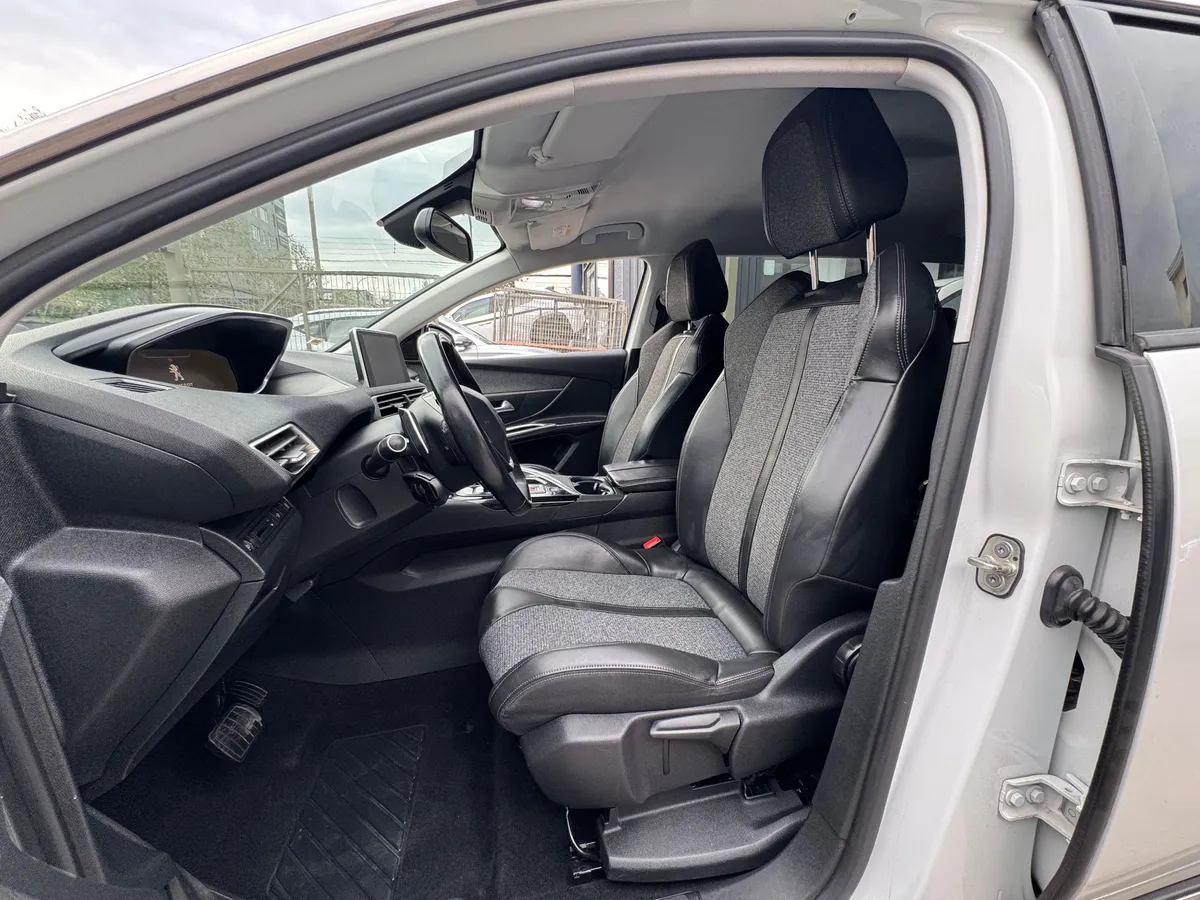 Peugeot 5008 1.5 Gt Line At Diesel año 2019