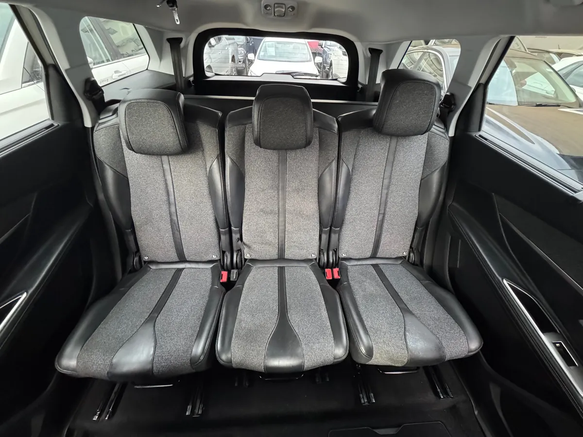 Peugeot 5008 1.5 Gt Line At Diesel año 2019