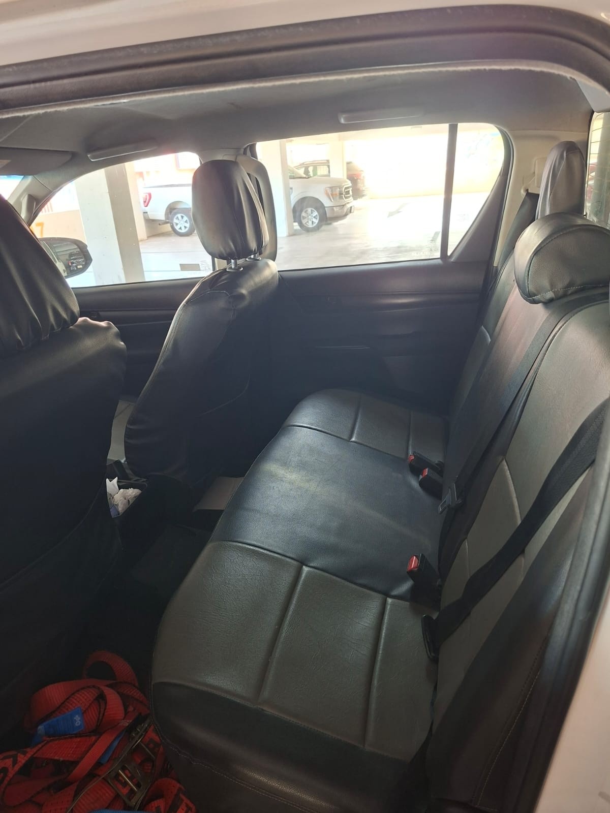 TOYOTA HILUX 2.4 New Hilux Fgq00 Dx / Fhq10 Dx Mt Diesel año 2018