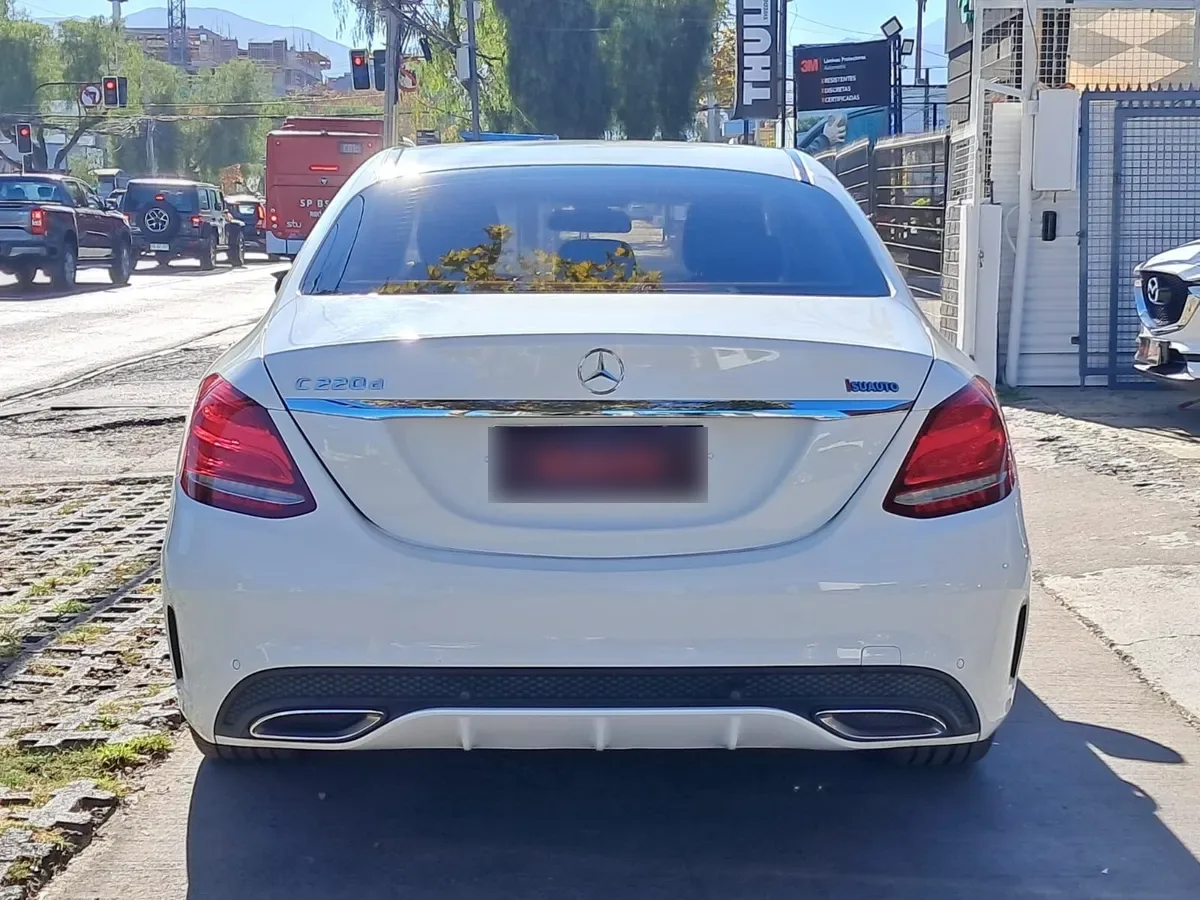 Mercedes-Benz C220 2.1 At Diesel año 2018