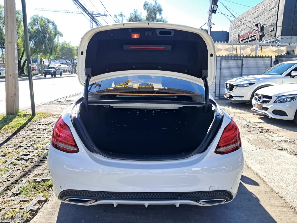 Mercedes-Benz C220 2.1 At Diesel año 2018