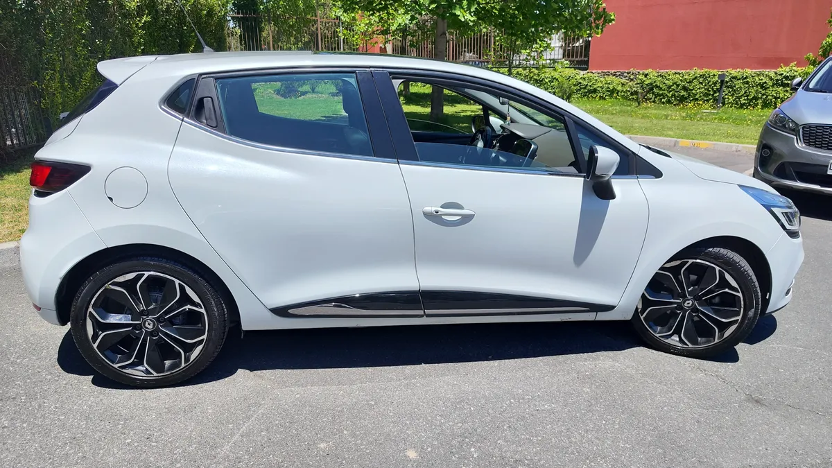 Renault Clio 0.9 Iv Dynamique Mt año 2019