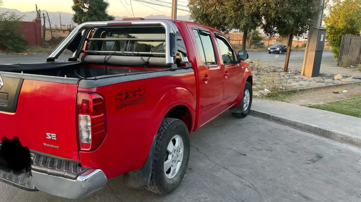 Nissan NAVARA 2.5 Se Mt 4x4 Diesel año 2012