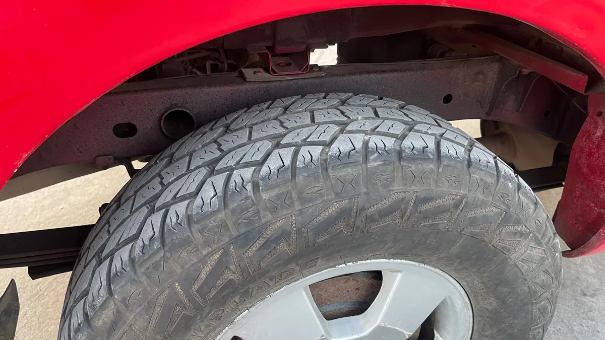Nissan NAVARA 2.5 Se Mt 4x4 Diesel año 2012