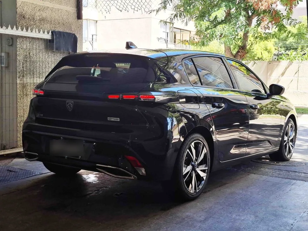 Peugeot 308 Allure año 2024