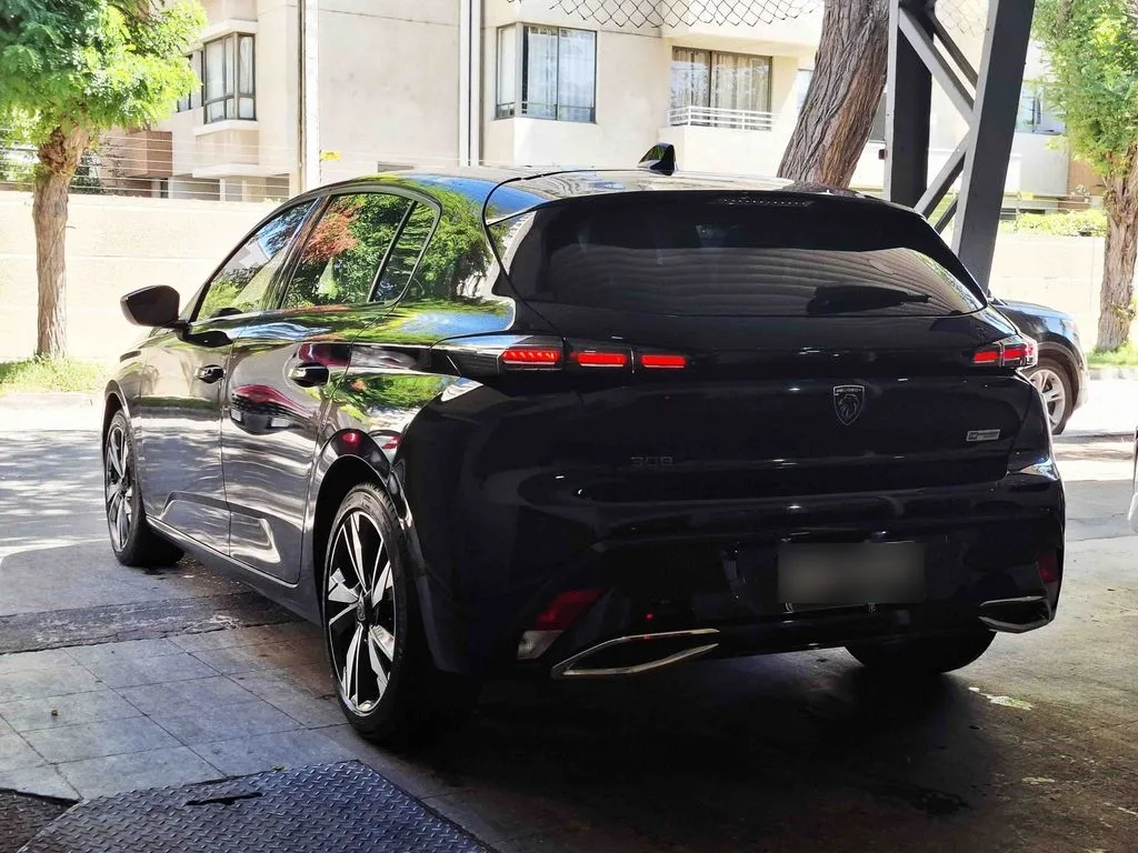 Peugeot 308 Allure año 2024