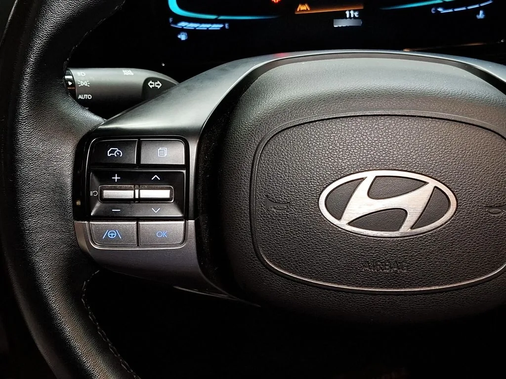 Hyundai Accent 1.5 Design 4x2 Mt 4p año 2024