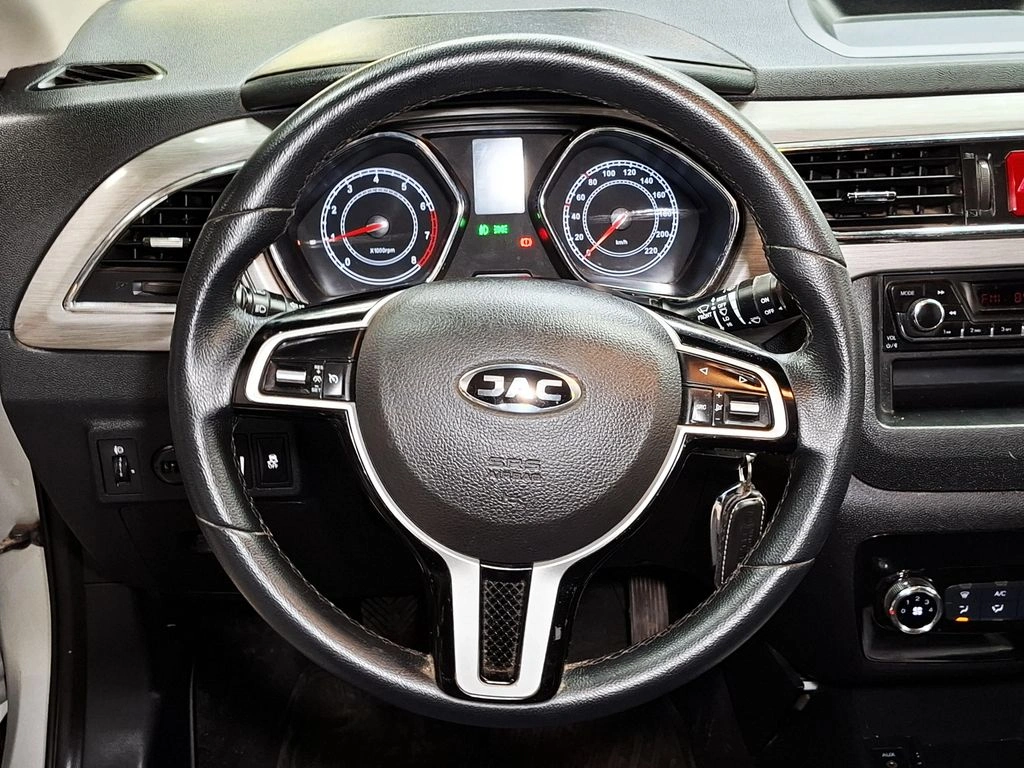 JAC S2 1.5 Comfort 4x2 Mt 5p año 2021
