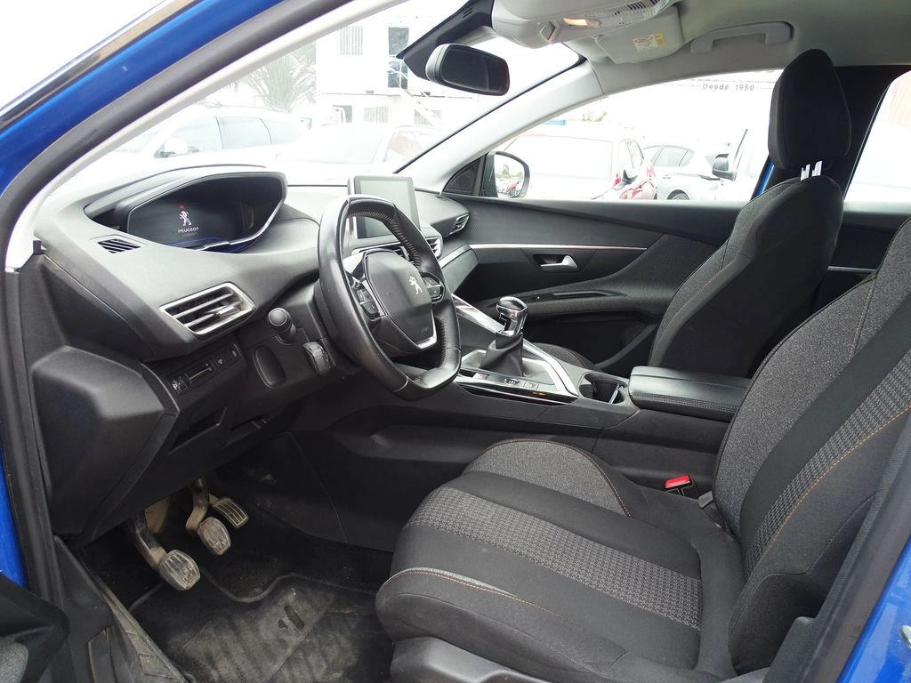 Peugeot 3008 Active Pack año 2023