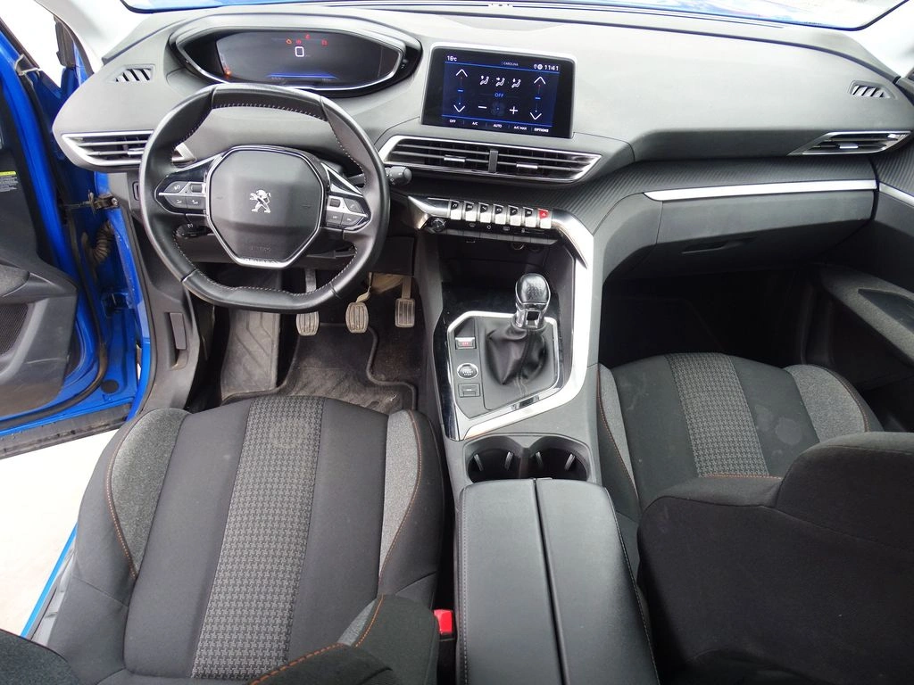 Peugeot 3008 Active Pack año 2023