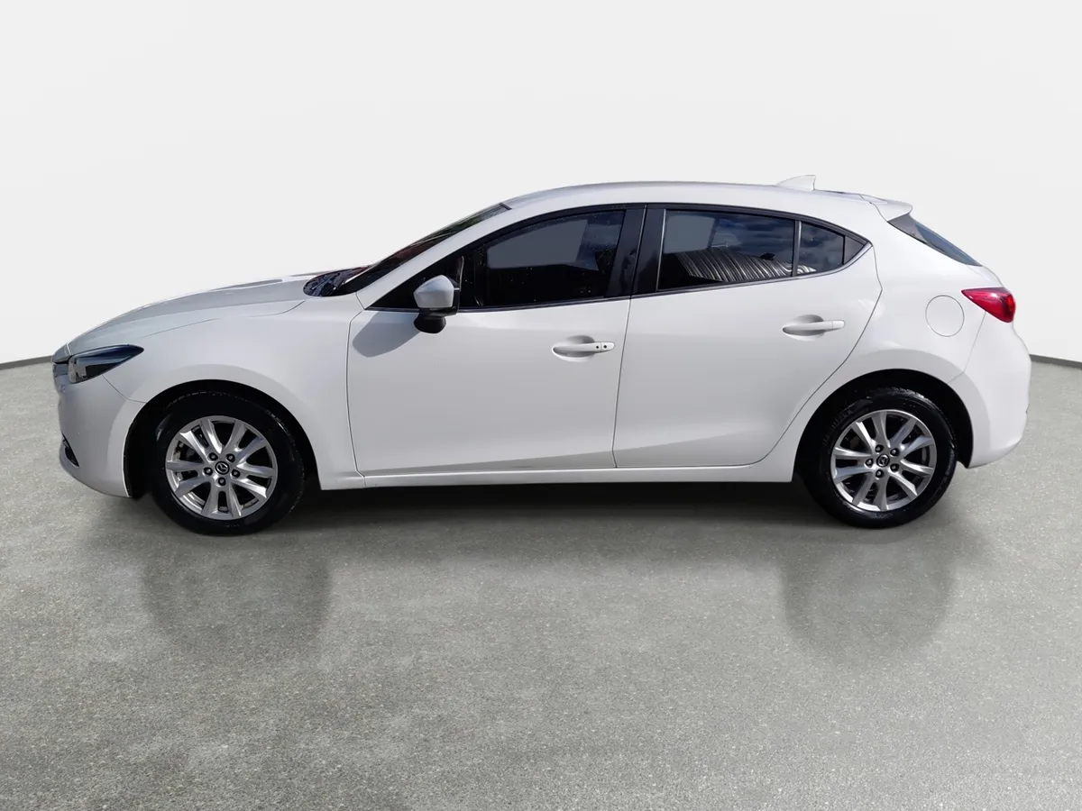 Mazda 3 2.0 V Sport 4x2 Hb 6mt 5p año 2018