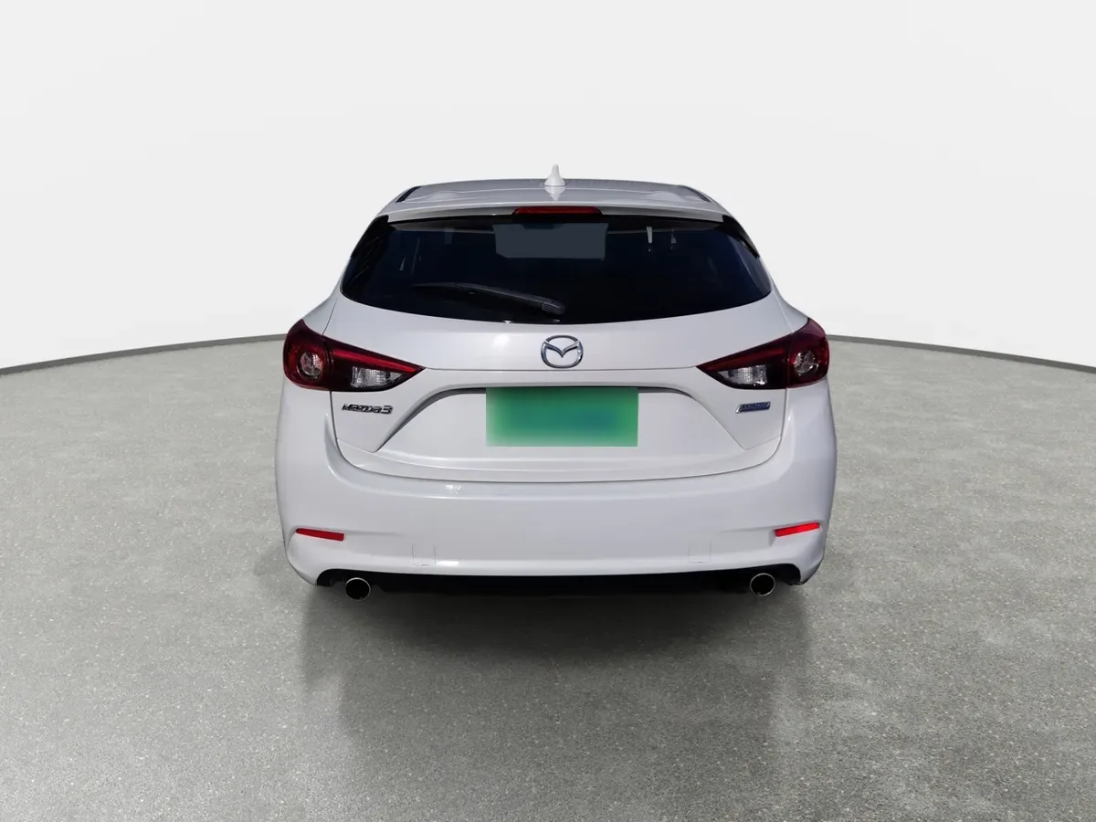 Mazda 3 2.0 V Sport 4x2 Hb 6mt 5p año 2018