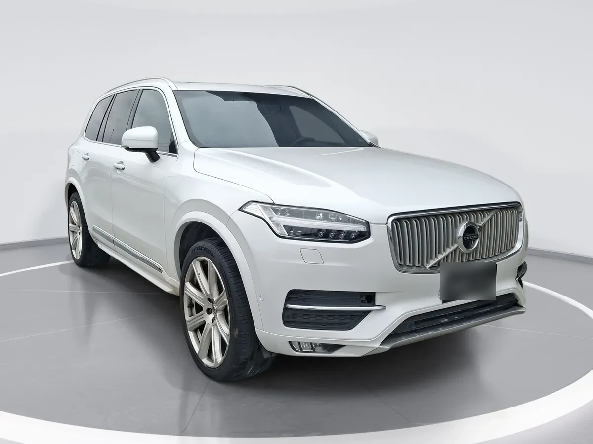 Volvo Xc90 2.0 D5 Diesel Inscription At 5p año 2019