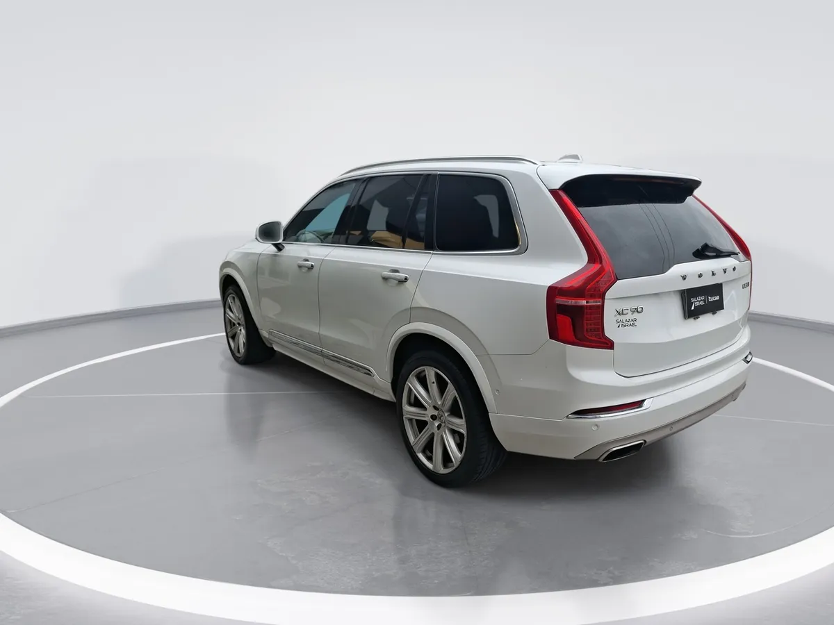 Volvo Xc90 2.0 D5 Diesel Inscription At 5p año 2019