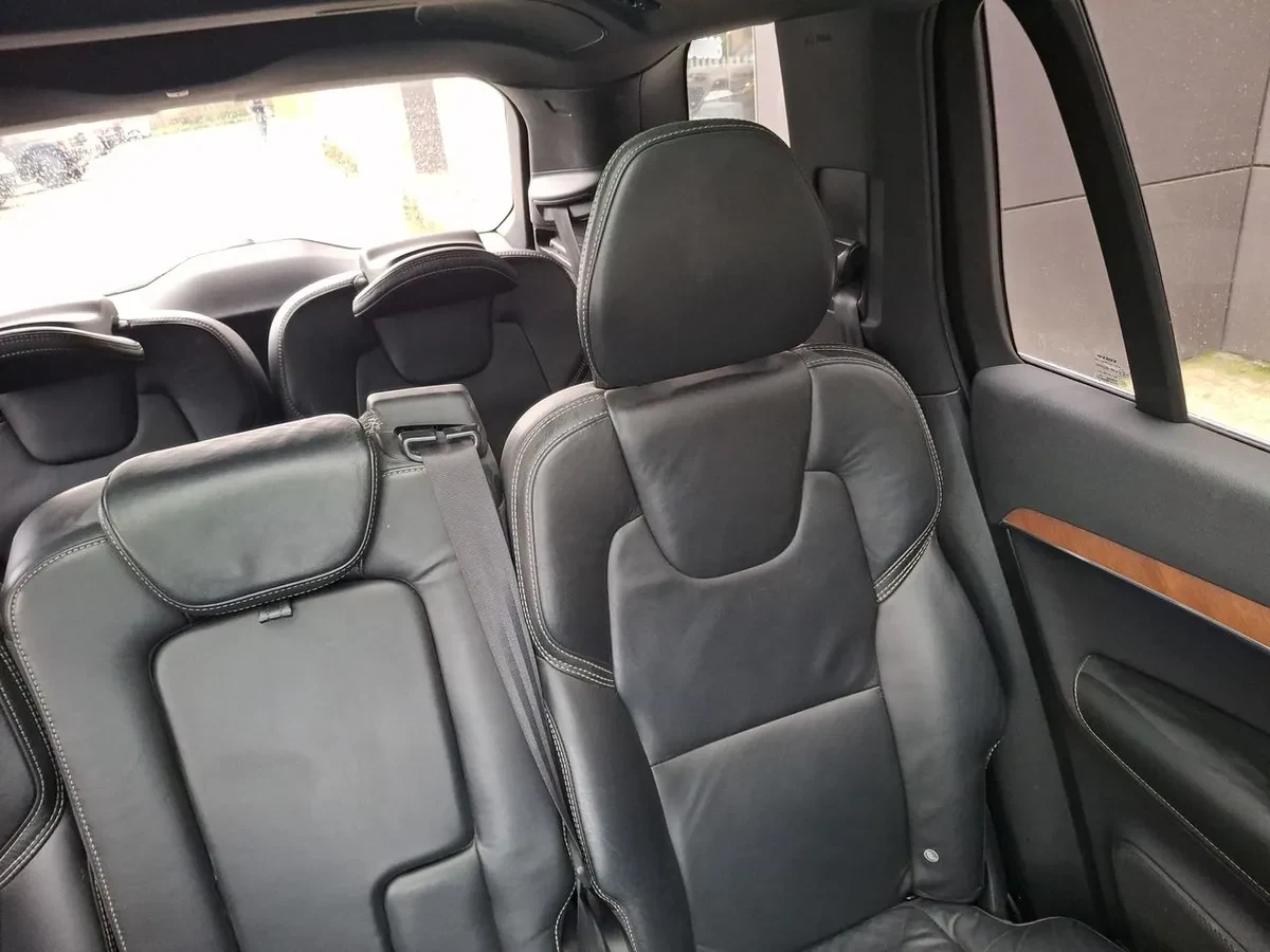 Volvo Xc90 2.0 D5 Diesel Inscription At 5p año 2019