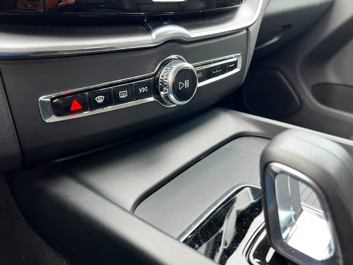 Volvo Xc60 Ii B5 Awd 2.0 año 2022