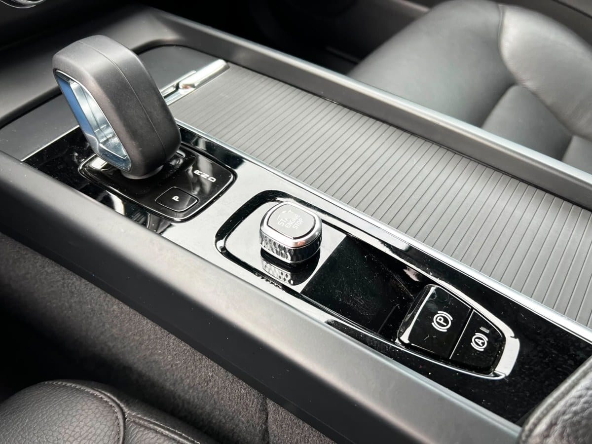 Volvo Xc60 Ii B5 Awd 2.0 año 2022