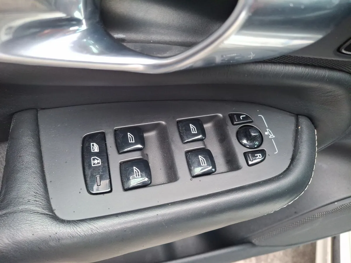 Volvo Xc90 2.0 D5 Diesel Inscription At 5p año 2019