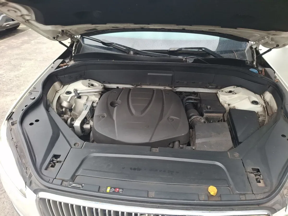 Volvo Xc90 2.0 D5 Diesel Inscription At 5p año 2019