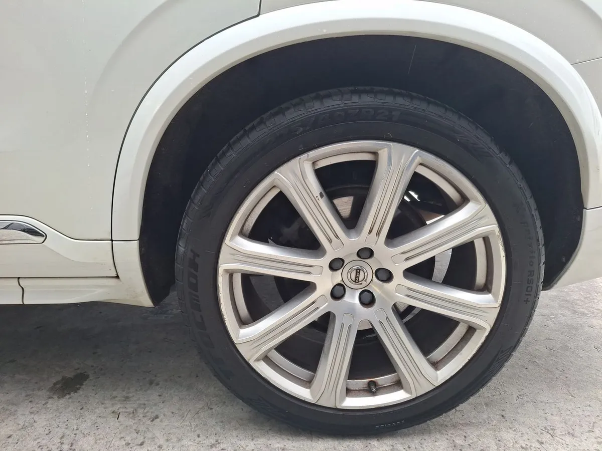 Volvo Xc90 2.0 D5 Diesel Inscription At 5p año 2019