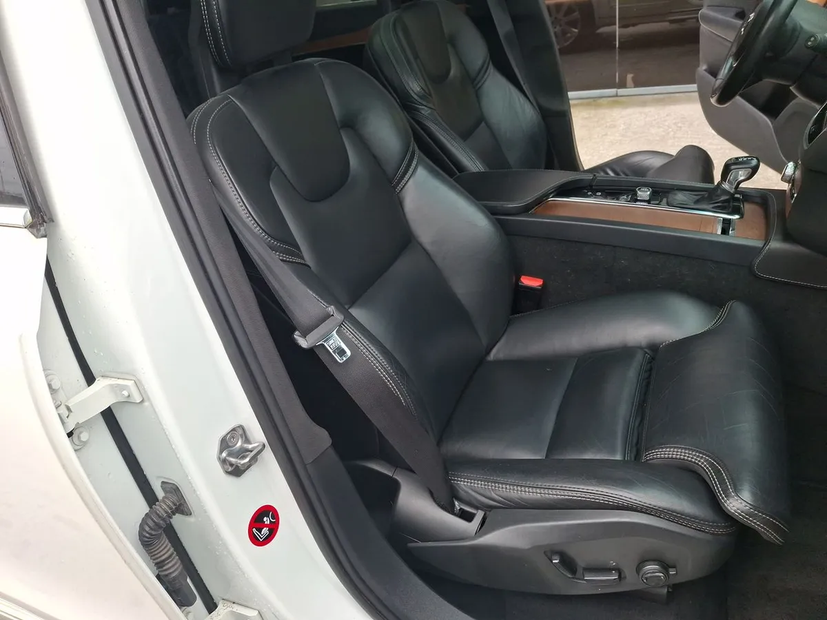 Volvo Xc90 2.0 D5 Diesel Inscription At 5p año 2019