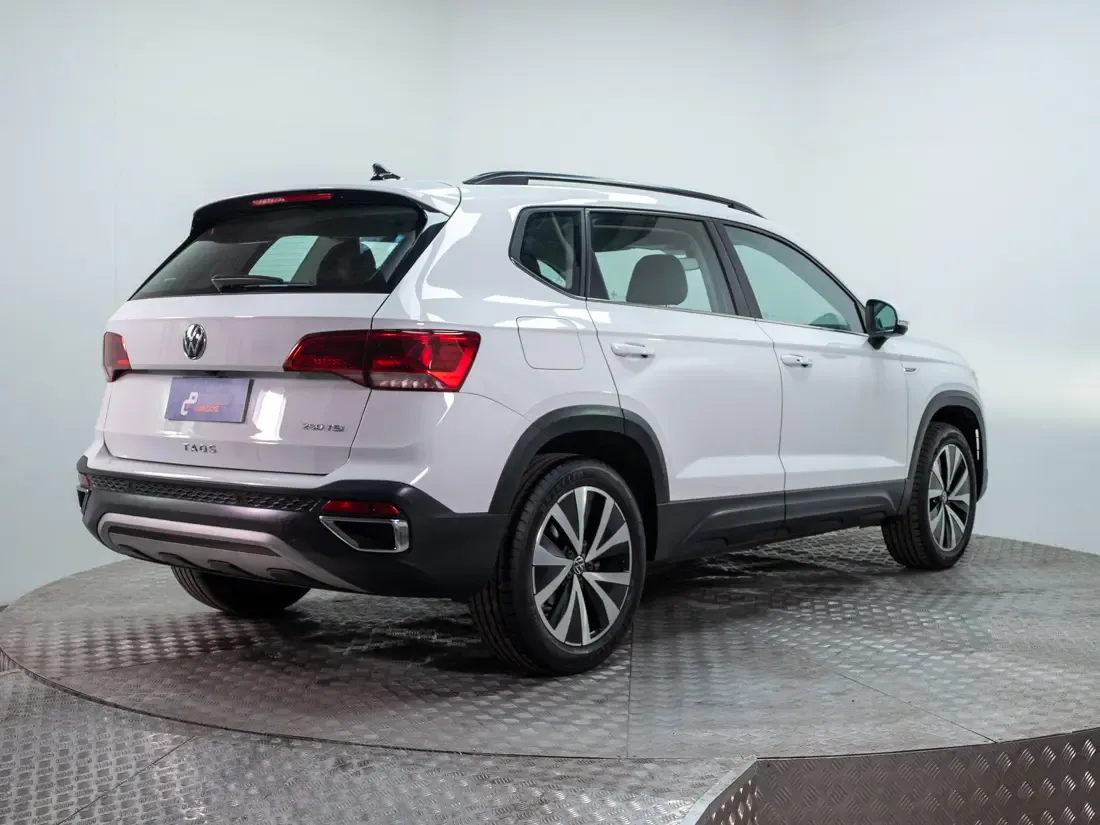 Volkswagen Taos 1.4 Tsi Comfortline A año 2025