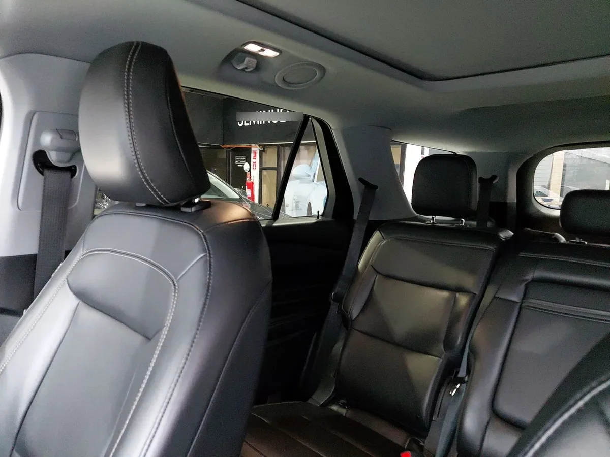Ford Explorer 2.3 Ecoboost Xlt 4x2 At 5p año 2022