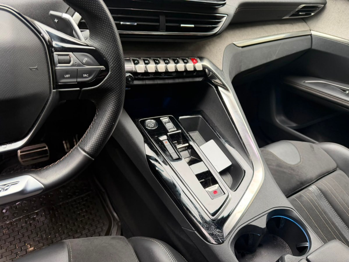 Peugeot 3008 1.5 Blue Hdi 130 Eat8 año 2024