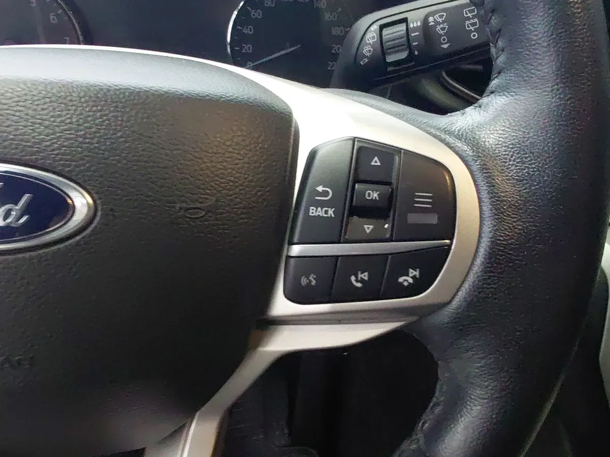 Ford Explorer 2.3 Ecoboost Xlt 4x2 At 5p año 2022