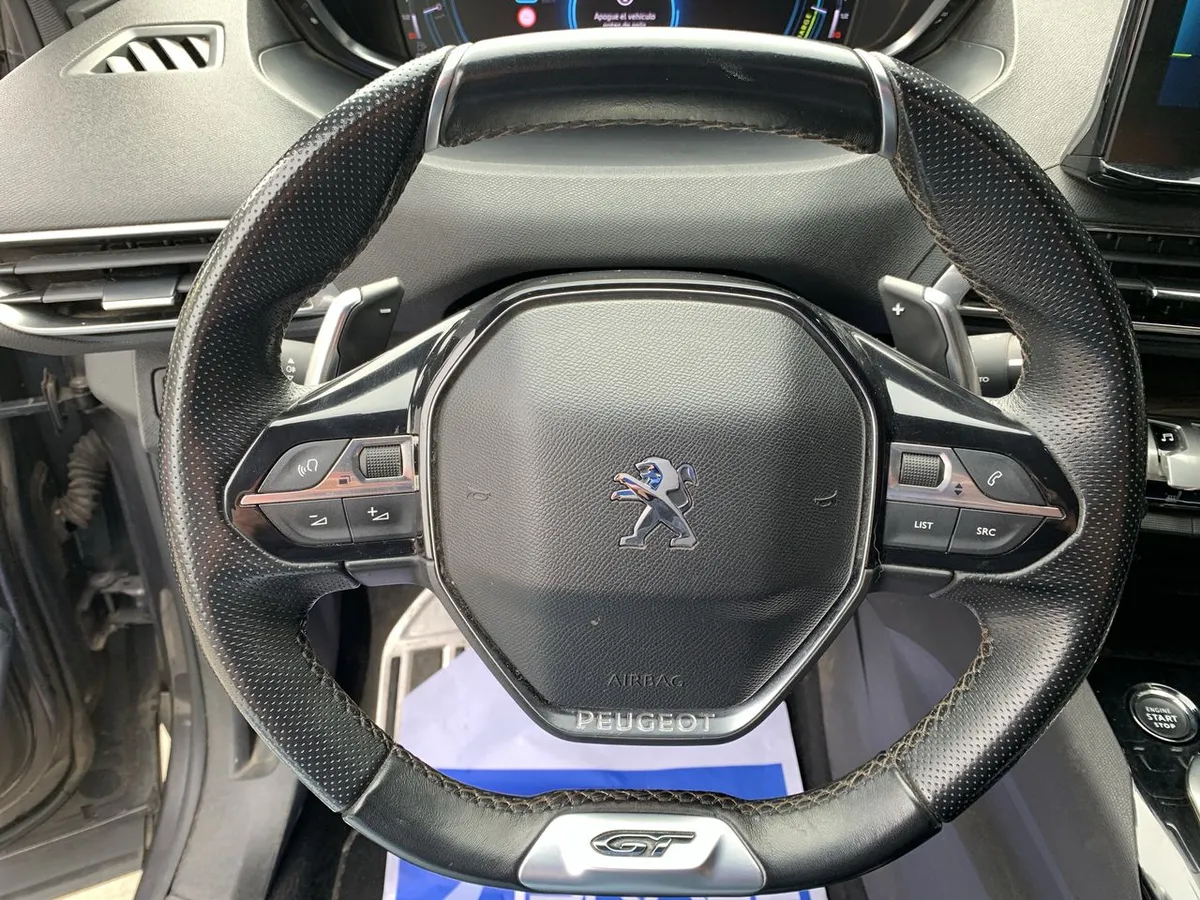 Peugeot 3008 1.6 Gt Hybrid4 300 4x4 Eat8 5p año 2024