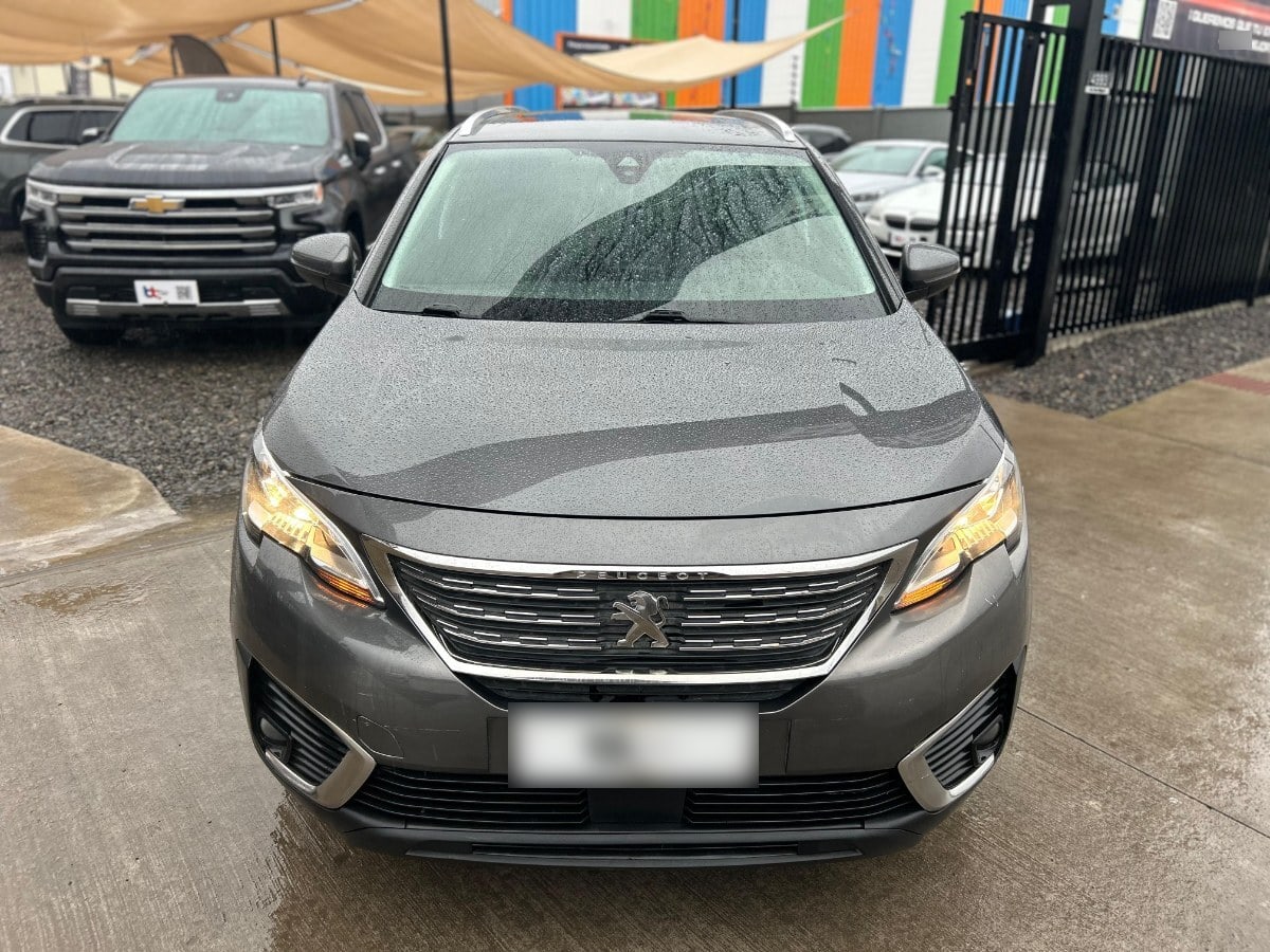 Peugeot 5008 Active Bluehdi 1.5 At año 2019