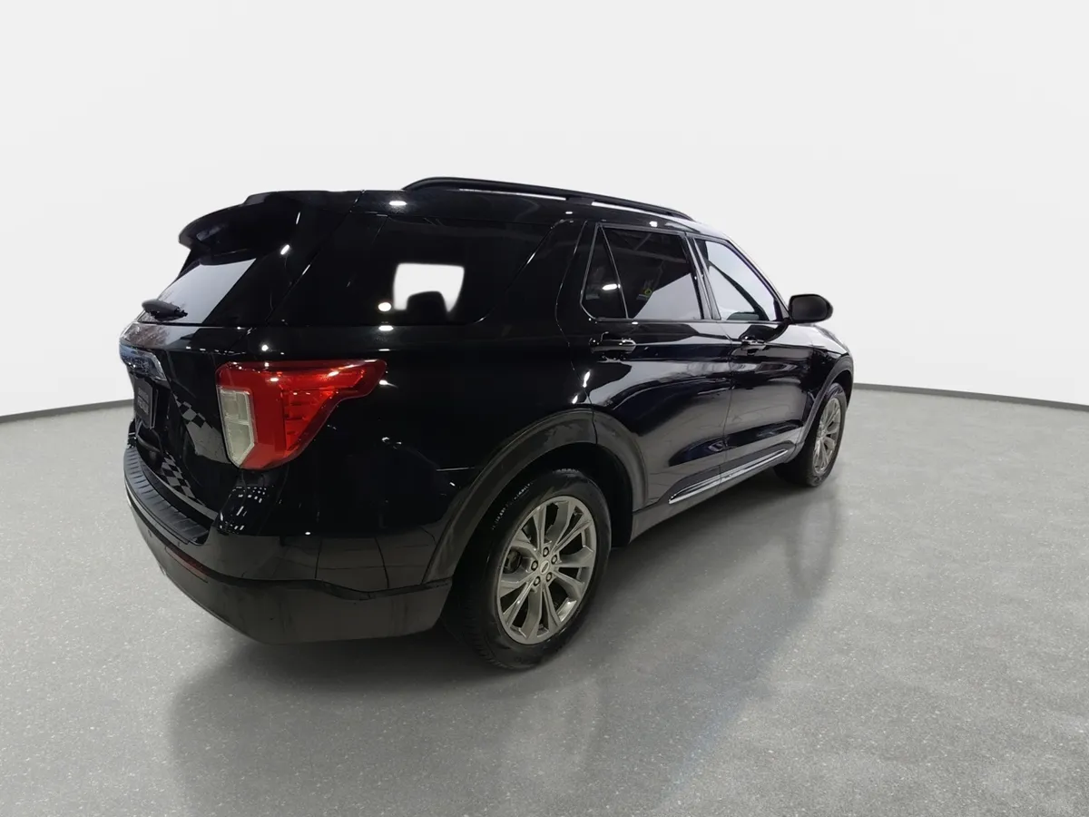 Ford Explorer 2.3 Ecoboost Xlt 4x2 At 5p año 2022