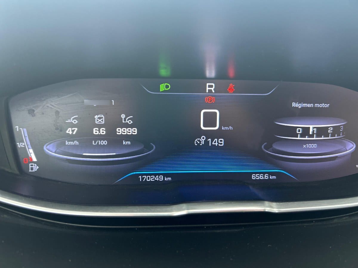 Peugeot 5008 Active Bluehdi 1.5 At año 2019