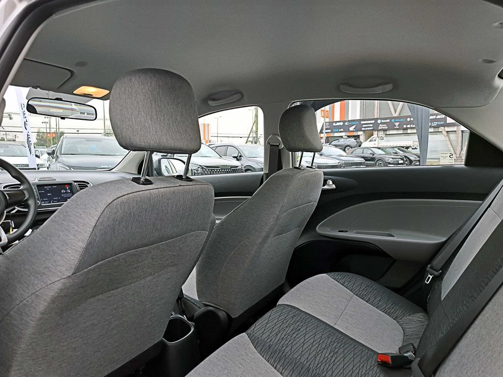 Kia Soluto Mt año 2026