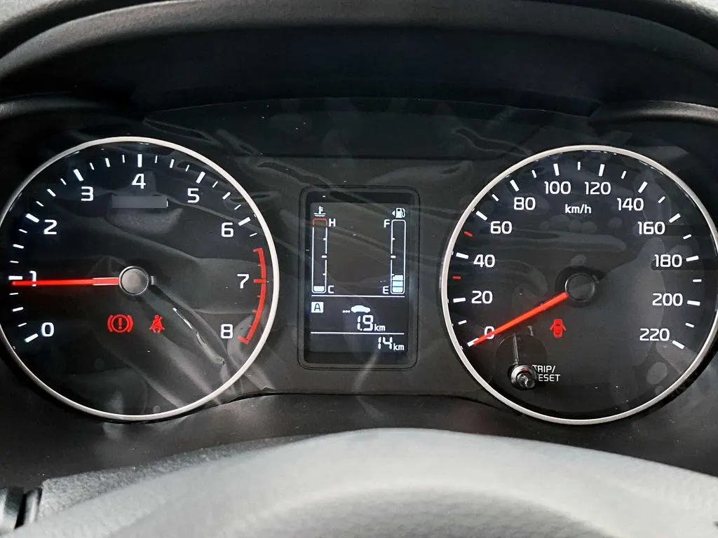 Kia Soluto Mt año 2026