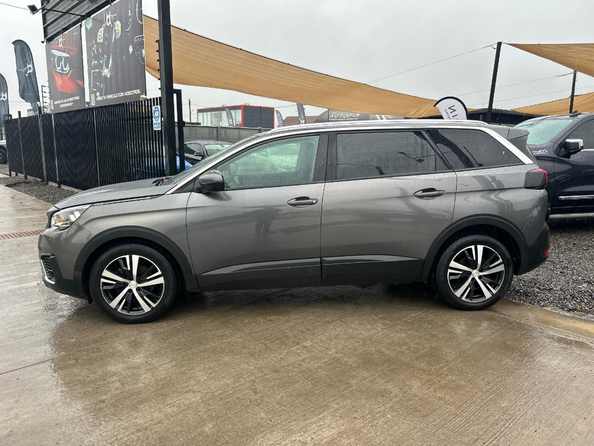 Peugeot 5008 Active Bluehdi 1.5 At año 2019
