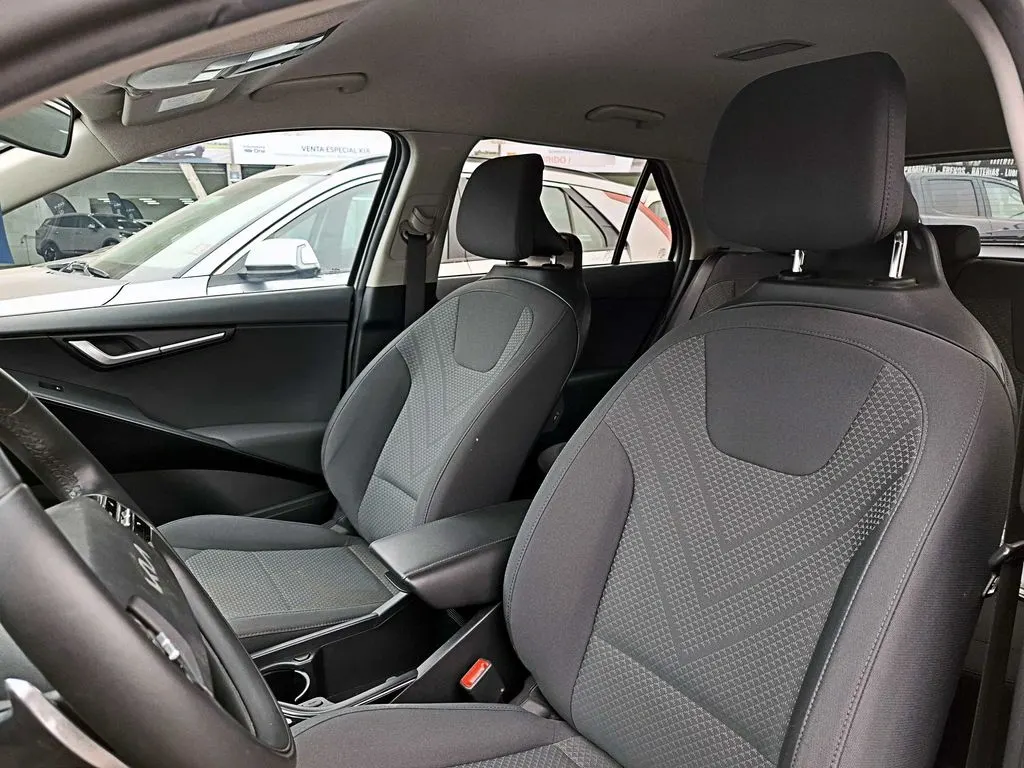 Kia Niro At año 2024