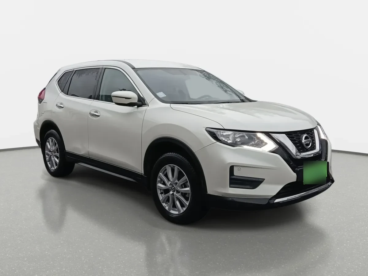 Nissan X-Trail 2.5 Sense 4x2 3row Cvt At 5p año 2023