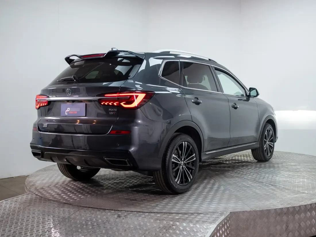 MG Rx5 1.5 Com At año 2026