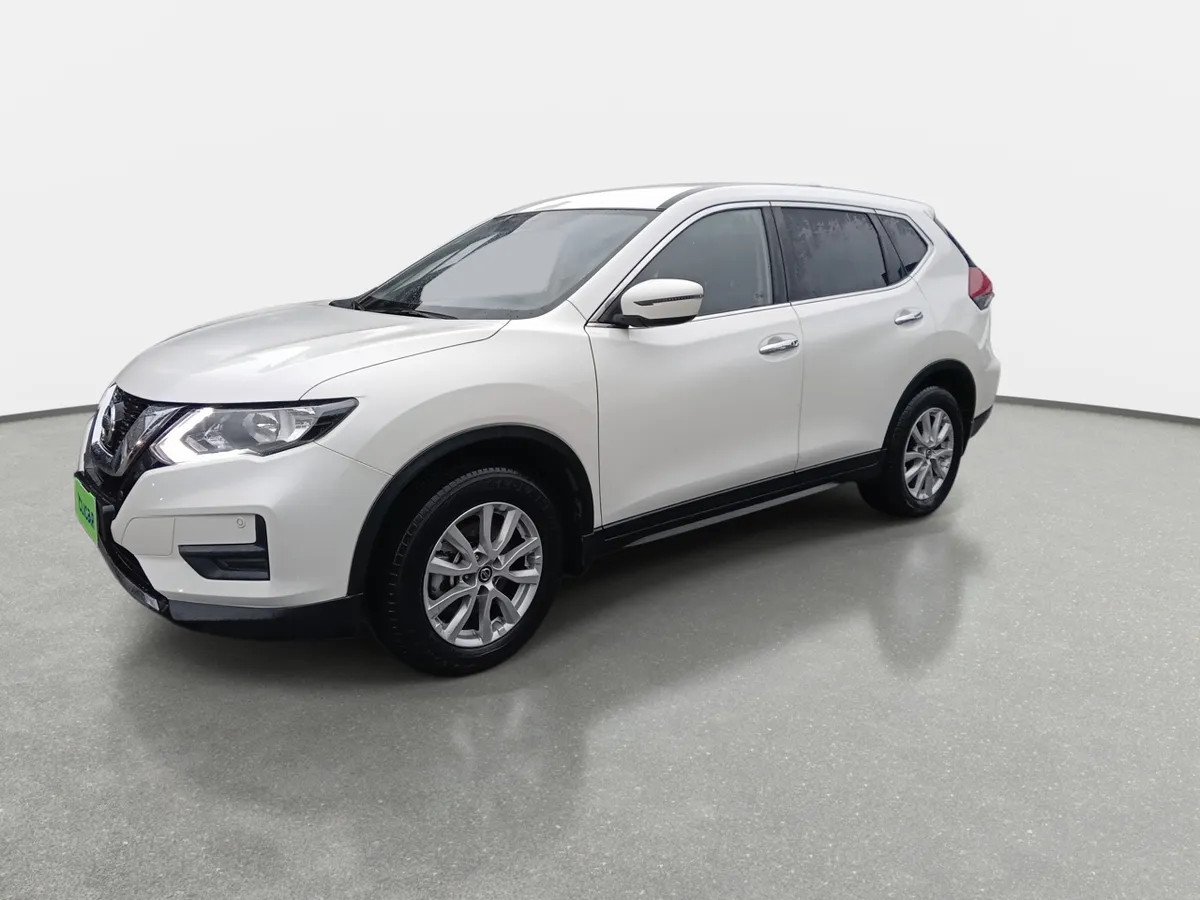 Nissan X-Trail 2.5 Sense 4x2 3row Cvt At 5p año 2023