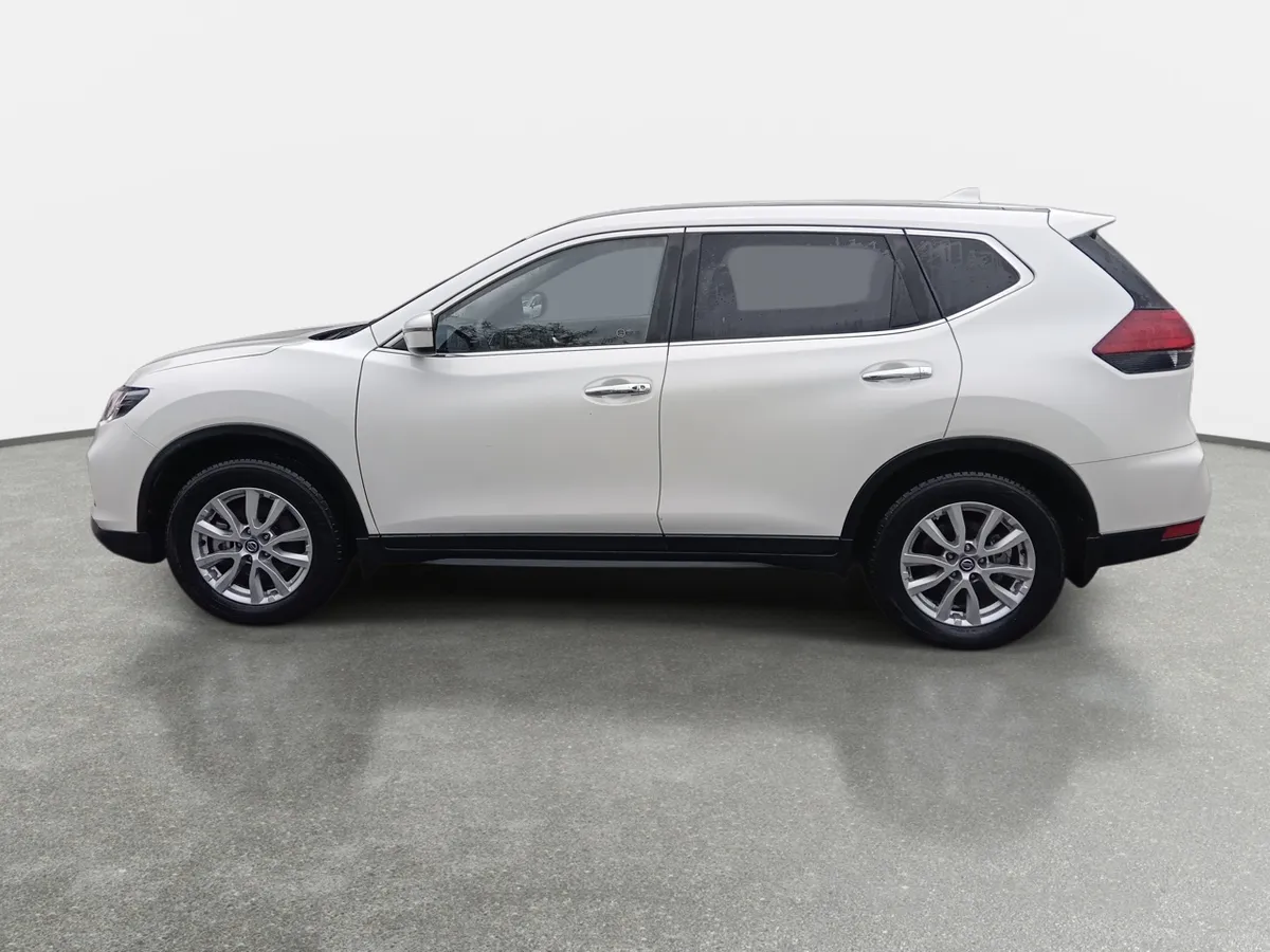 Nissan X-Trail 2.5 Sense 4x2 3row Cvt At 5p año 2023
