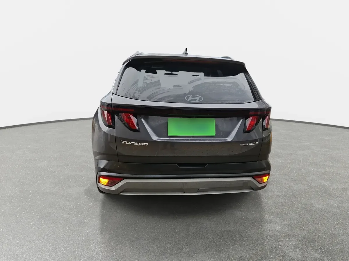 Hyundai Tucson 2.0 Nx4 Plus Fl Diesel 4wd At 5p año 2025