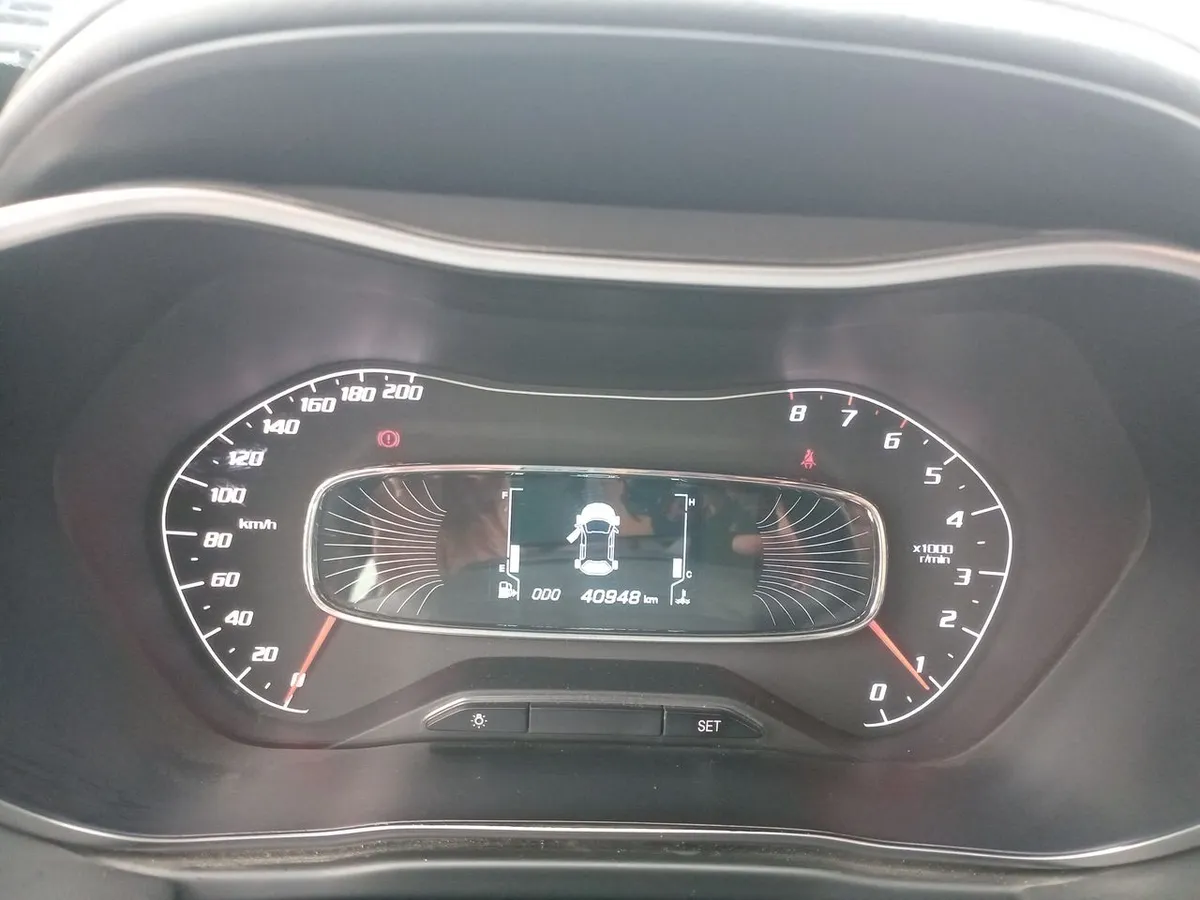 Chevrolet Groove 1.5 Premier 4x2 Mt 5p año 2023