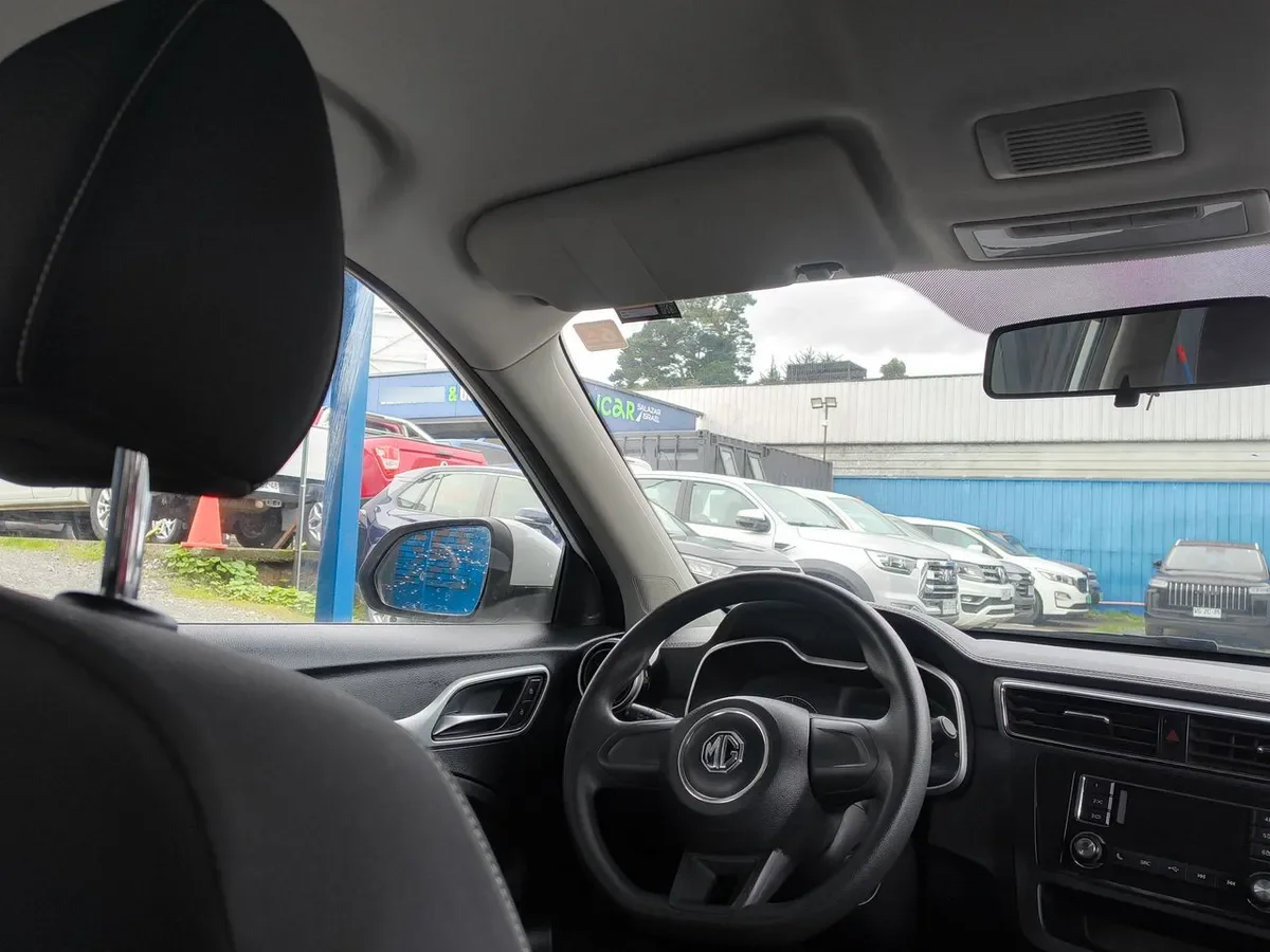 MG Mg Zs 1.5 Std 4x2 Mt 5p año 2023