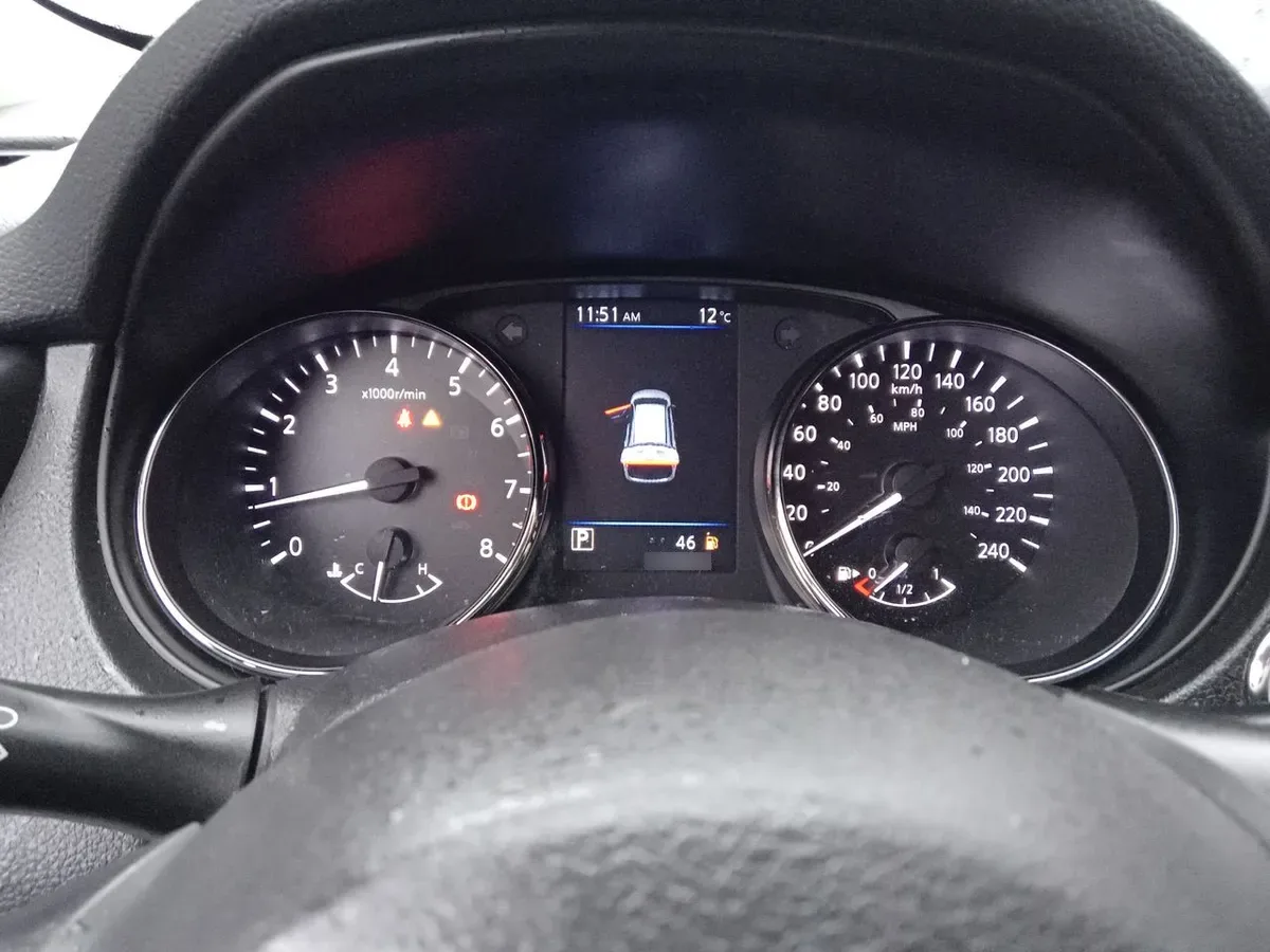 Nissan X-Trail 2.5 Sense 4x2 3row Cvt At 5p año 2023