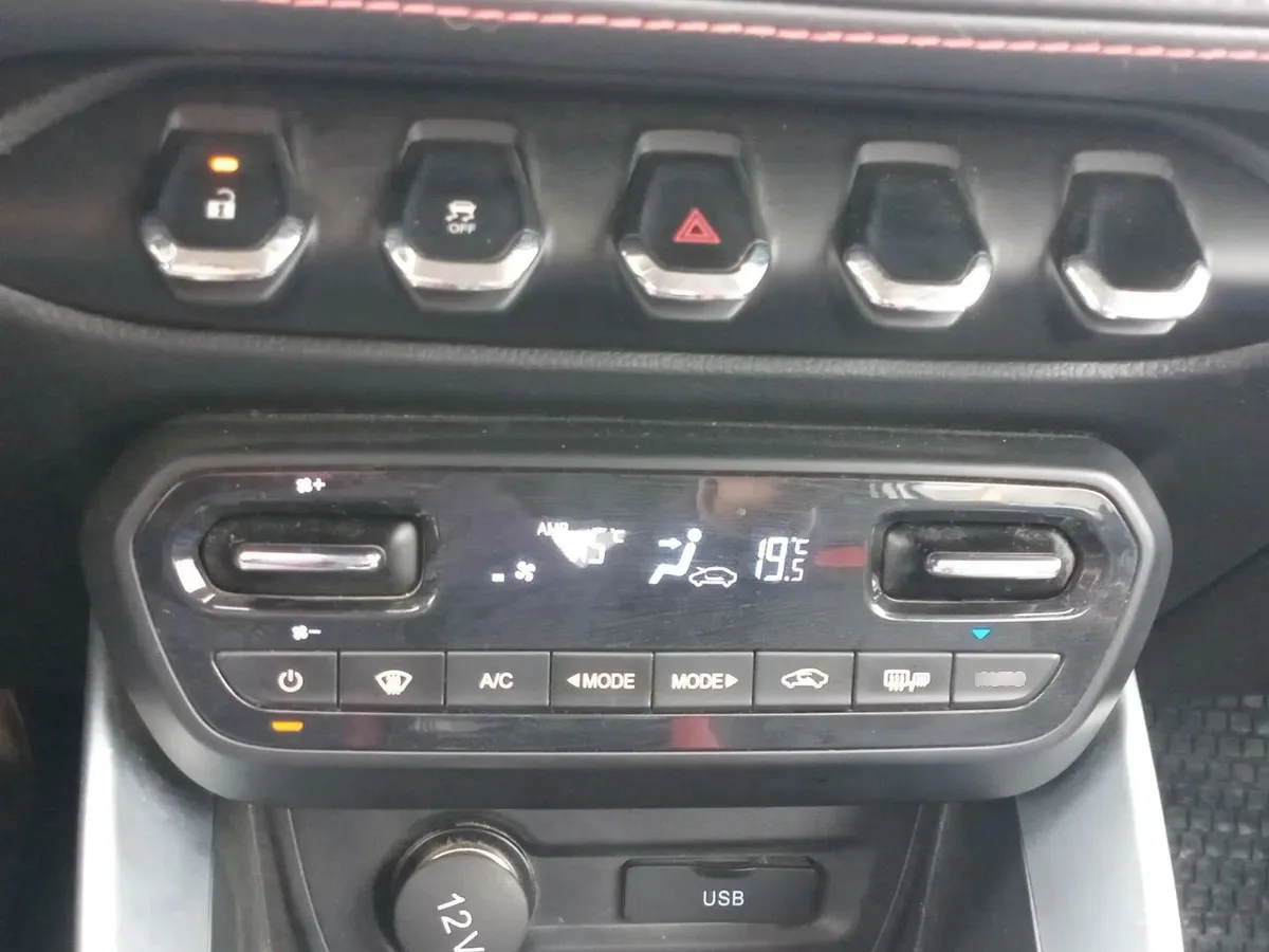 Chevrolet Groove 1.5 Premier 4x2 Mt 5p año 2023