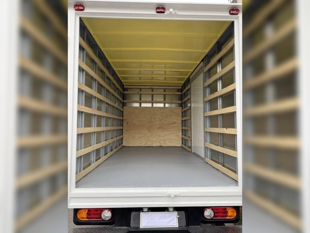 Hyundai Porter 2.5 Crdi Diesel Gls 4x2 Cs 2ab Ac 6mt 2p año 2026